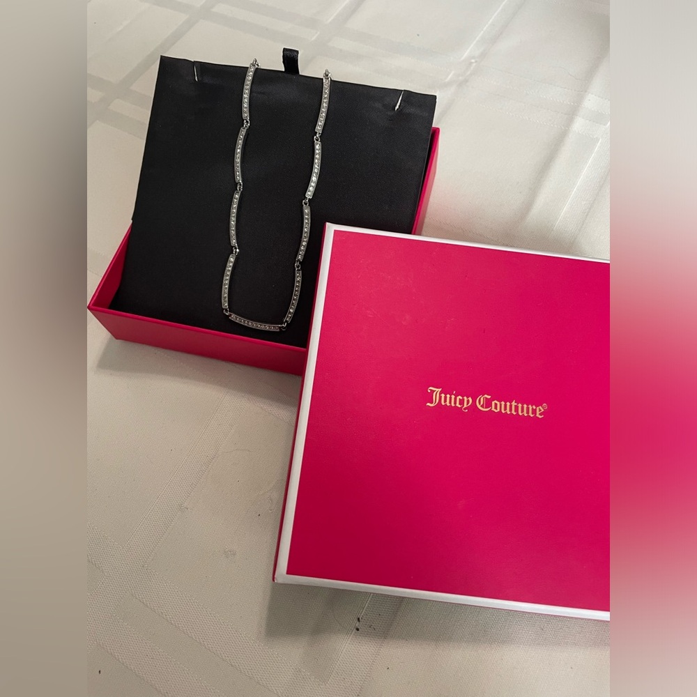 Juicy couture necklace